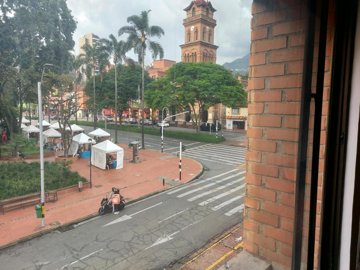 Tipo Loft Parque Del Poblado Apartment Medellin